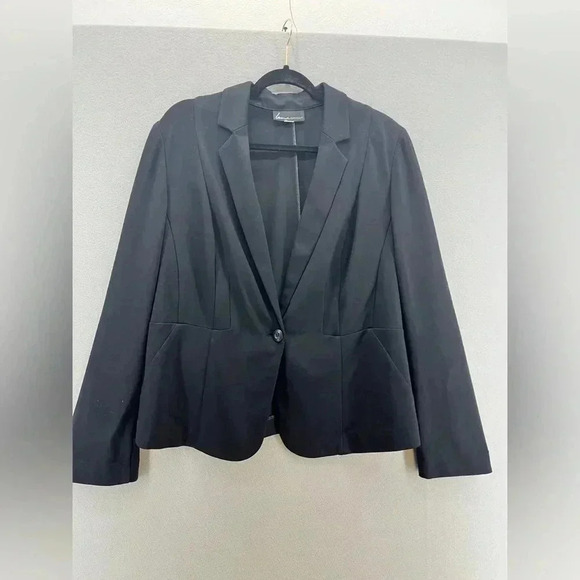 Lane Bryant Blazer, black, Buisness Casual, button front, pockets, work wear - Picture 8 of 8